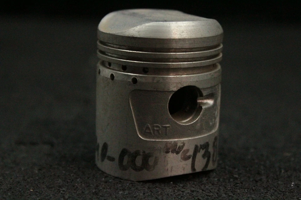 Honda SS125A 1967 CL125A pistón 44 mm .50 + 13103-240-000 P2977 Foto 2 de 4