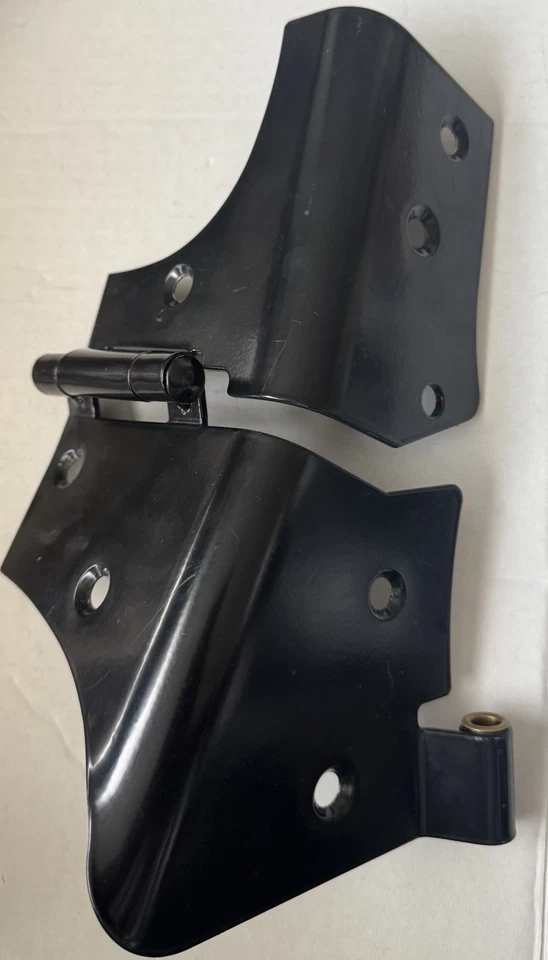 Шарнир на лобовое стекло Crown Automotive 55075703AH TJ - Изображение 4 из 4