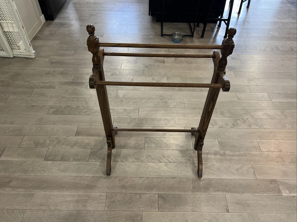 Blanket/Quilt/Towel Rack Solid Oak with Brass Hardware - Image 2 of 4