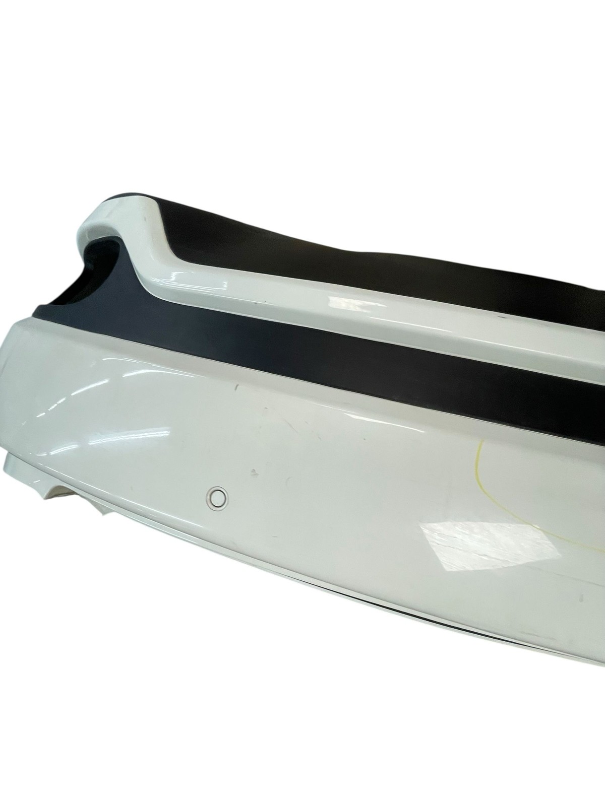 2008 - 2015 MASERATI GRANTURISMO 4.7L RWD OEM REAR BUMPER COVER *SCRATCHES*