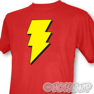 Captain Marvel Shazam rotes Herren-T-Shirt Geek Chic Retro