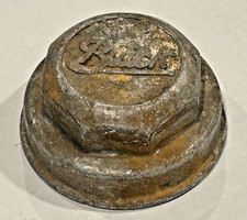 Hub Capgrease Cup Buick 1920s Screw On Type