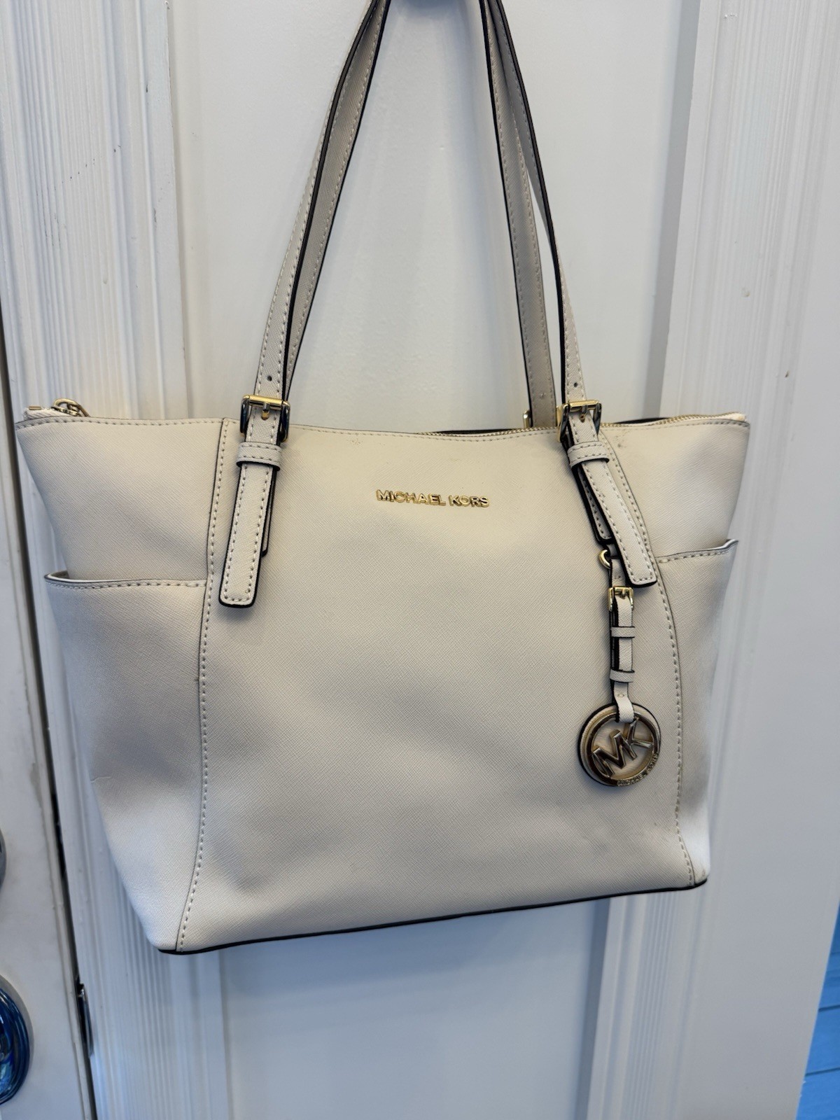 Michael Kors Beige Saffiano Leather Tote pre owned good condition