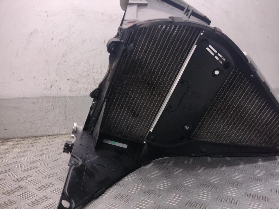 2023 DUCATI PANIGALE V2 955 RADIATOR ASSEMBLY (SEE LISTING) - Изображение 2 из 4