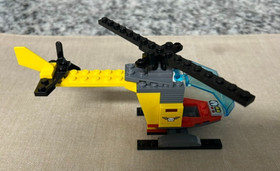 LEGO CITY: Airport Starter Set (60100) 100% Complete with Manual + 4 Minifigs