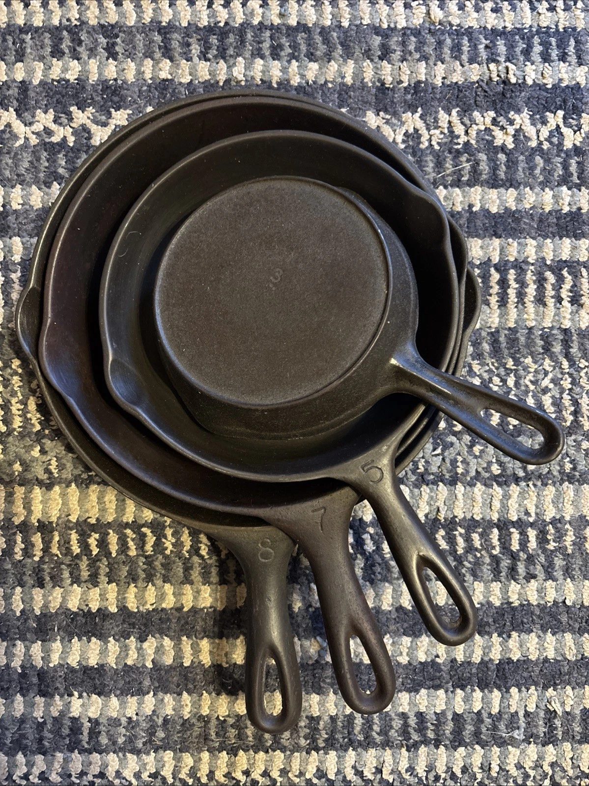 Vintage Vollrath Unmarked 3 O’clock 4 Pcs Cast Iron Skillet Set 3,5,7,8 - Nice