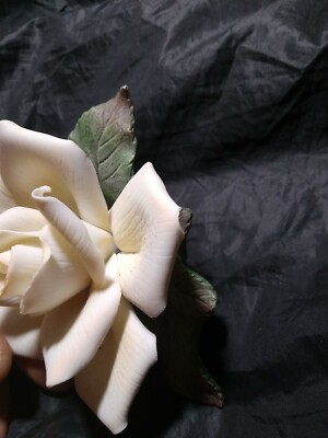 Meico Rose Porcelain Flower Detailed Mint Condition ships