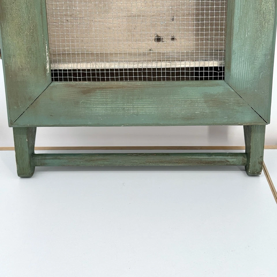 Vintage Primitive Hanging Spice Cup Trinket Kitchen Bathroom Cabinet - Image 4 of 4