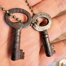 Vintage Skeleton KEY, Eagle Lock Co Hollow barrel & G22 Set Of 2