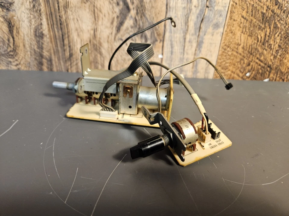 *Parting Out* SONY TA-E1000ESD Control Amplifier | Volume Balance Potentiometers - Image 3 of 4