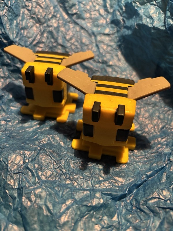 McDonalds Bubble Bee Toys Set Of Two