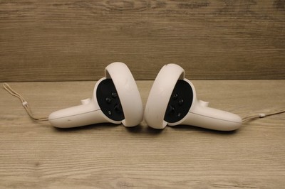Meta / Oculus Quest 2 VR Controller Pair Left and Right, PARTS ONLY!!!