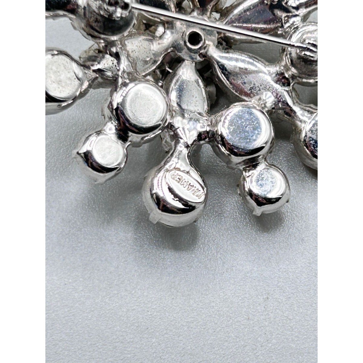 Signed KRAMER Layered Clear Rhinestones Brooch Vintage 60s Costume