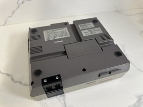 NES Nintendo OEM Console, 2 Controllers, 6 Game Bundle Lot - New 72 Pin - Tested