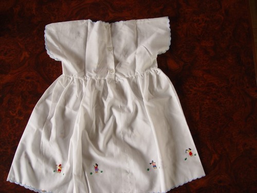 $40 SISTER LUCY'S HAND EMBROIDERED DRESS HAND MADE BABY CLOTH ALL COTTON NEW. D - Picture 2 of 2
