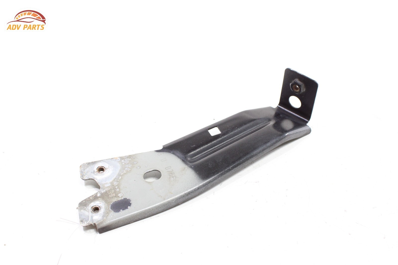 Maserati Ghibli S Q4 2014-2024 Front Right Side mounting bracket