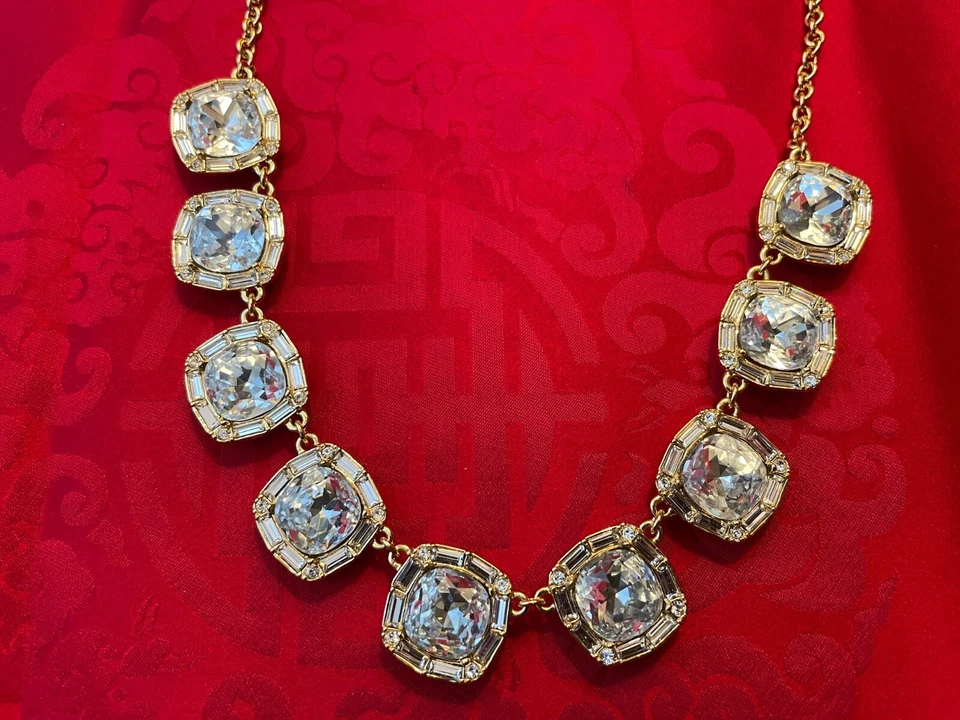 Elegante Collar de Cadena Kate Spade NY 9 Cuadrado 0,75" Cristal Blanco 18" + Bolso Foto 3 de 4