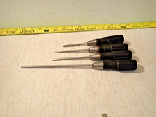 Vintage Yankee No.95 Flat Head cabinet Screwdrivers set of 4 made in USA