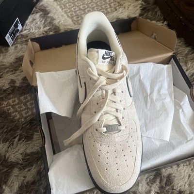 Nike Air Force 1 '07 LV8 Lt Khaki Black HQ1966-200 Size 11