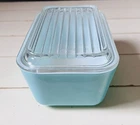 VINTAGE PYREX TURQUOISE BLUE GLASS REFRIGERATOR DISH WITH LID 502 EUC