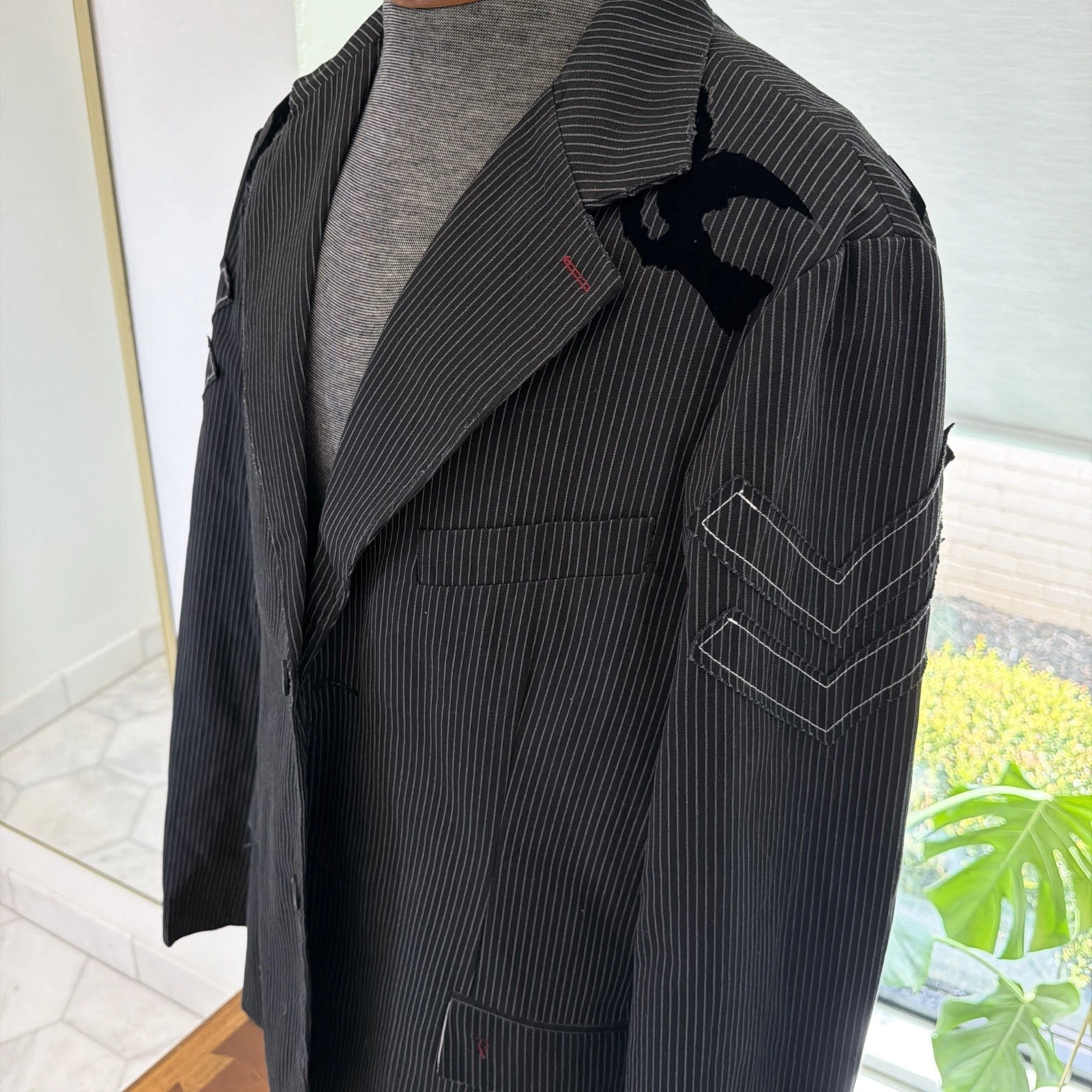 Roar Blazer Mens 2XL Y2K Pinstripe Embroidered Biker Goth Rocker Map Lining - product detail image 12