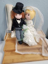 Vintage Russ Bride And Groom Soft Sculpture Wedding Dolls On A Swing Hanging 36"