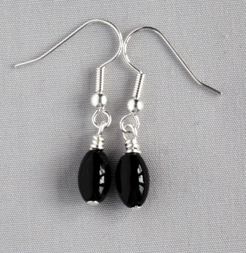 BLACK AGATE BARRELS SHAPED EARRINGS SILVER PLATED - Image 1 of 1