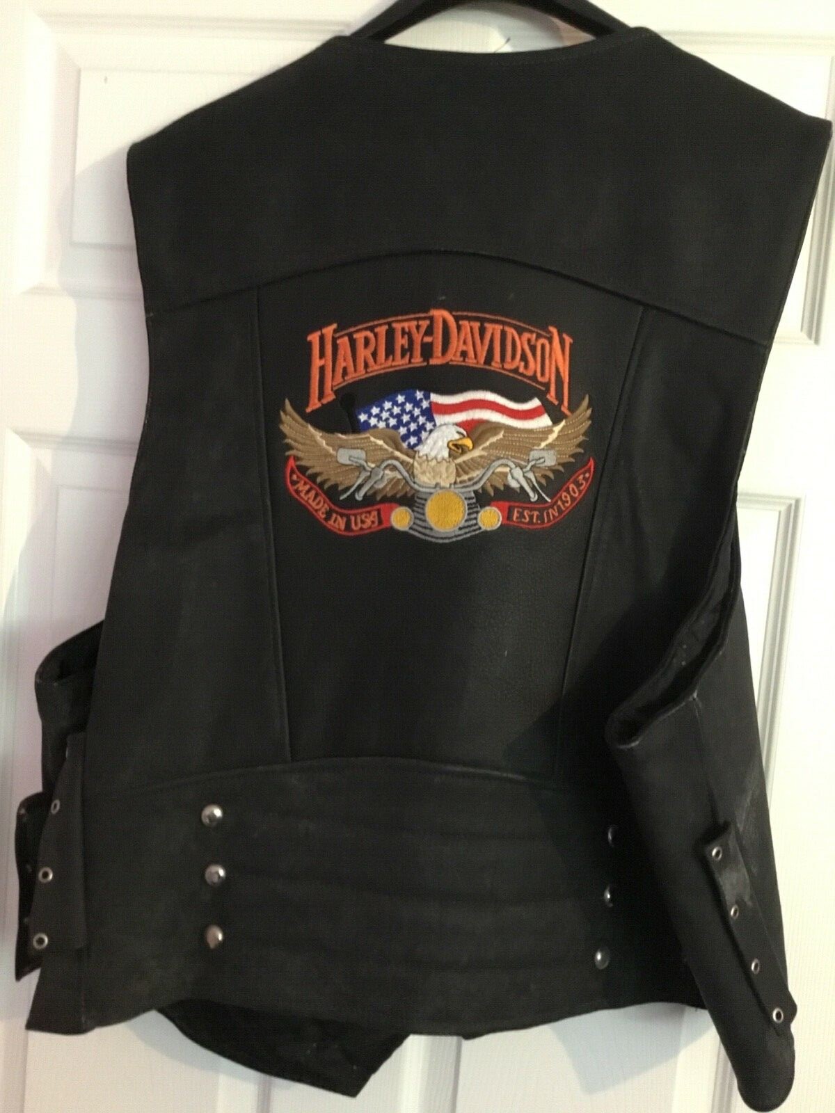 Harley Davidson Mens Black Leather Vest Size 52 Gem