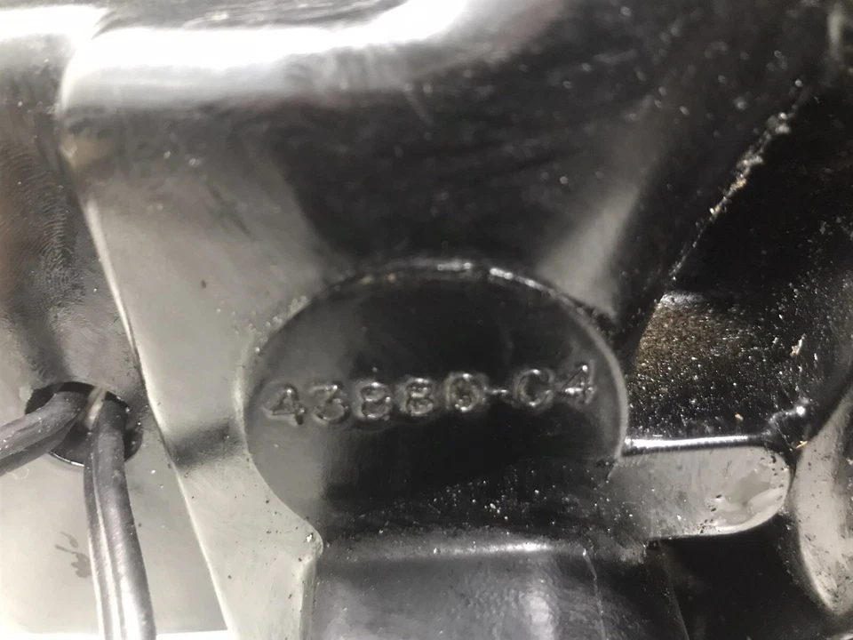 Mercury marine MerCruiser Alpha 1 Gen 2 out drive outdrive mount gimbal housing - Image 3 of 4