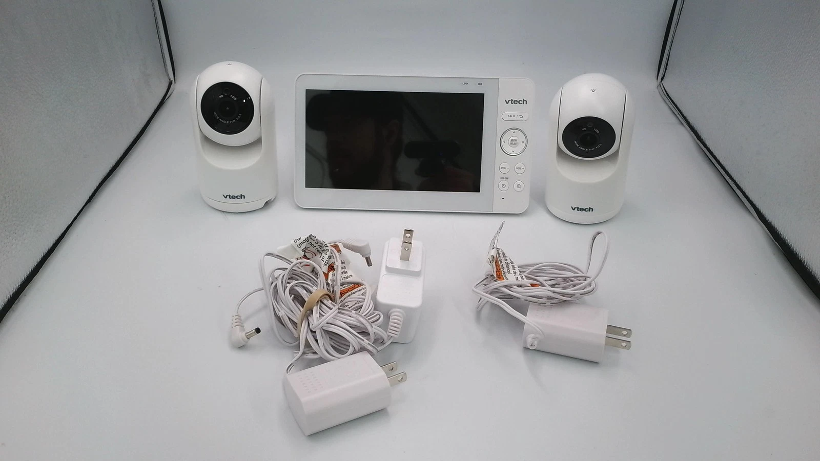 VTech Advanced HQ Max Twin 7" Digital 2-Cameras Baby Monitors White PC1725778
