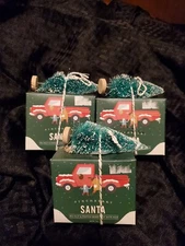 Finchberry Clay & Salt Soak HOLIDAY GIFT BOXED w/ Tiny Tree SANTA / Set Of 3