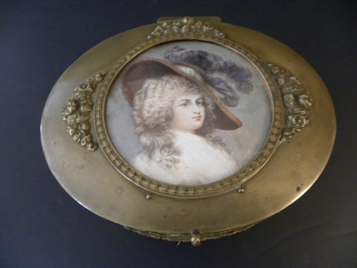 A Remarkable & Large French Delicately Painted Portrait Bronze Jewelry Casket - Picture 14 of 19