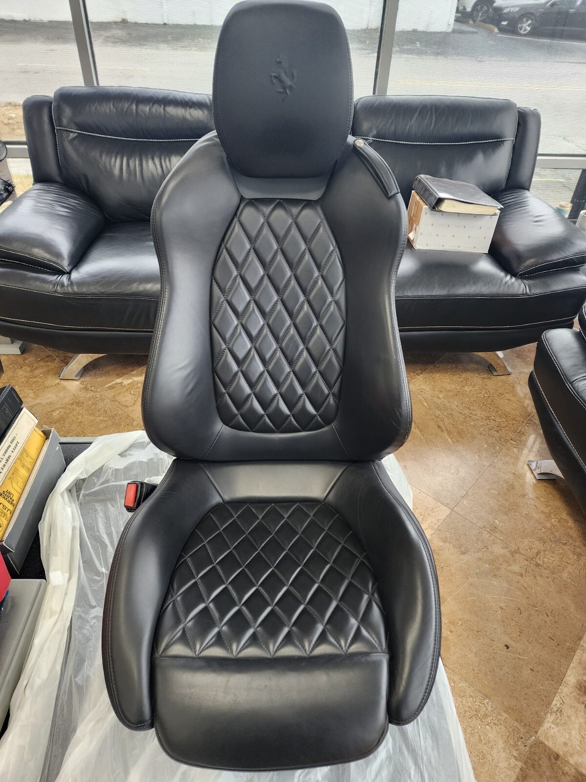 2012 Ferrari Calfornia D/L seat for sale. lumbar suport repaired/working