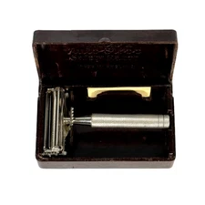 Vintage Valet Auto Strop Safety Razor Set w/ Case & Extra Blade Made in England