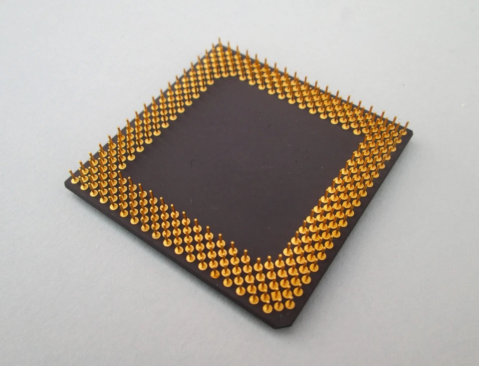 AMD Socket 7 CPU, AMD K6-2 400AFQ, 400 Mhz CPU Processor - Image 2 of 3