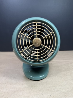 #ad Vornado VFAN Retro Vintage Style Tilt 2 Speed Air Circulator Fan 1 speed works $34.55