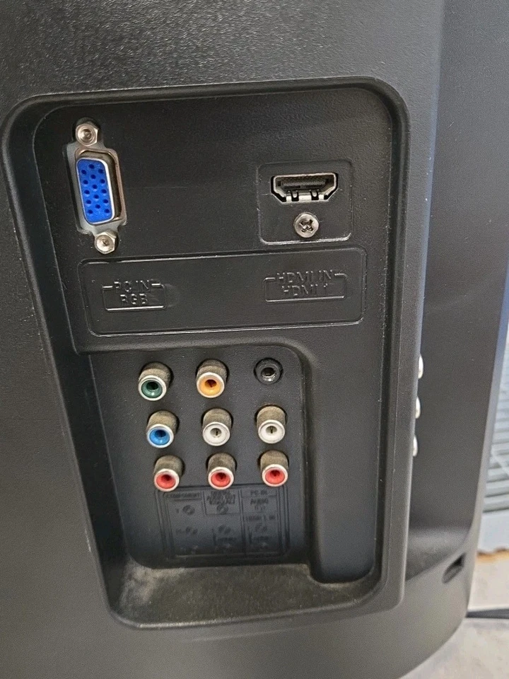 22" LCD HDTV Widescreen HDMI Philips 720p 60hz ATSC 22PFL3504D/F7_NO REMOTE 2009 - Image 4 of 4