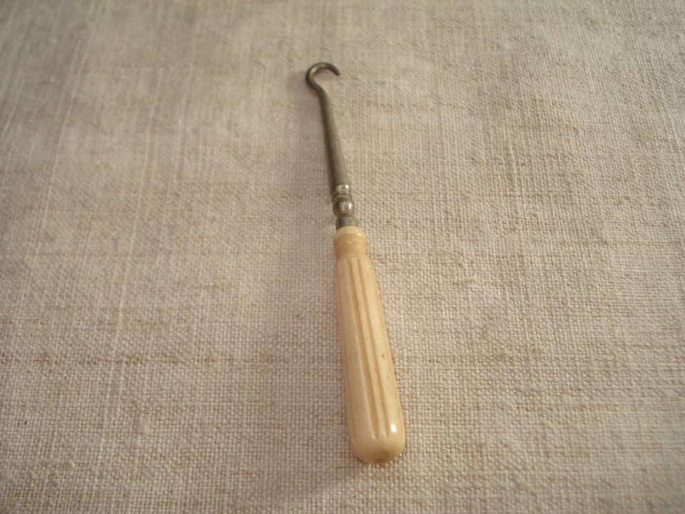 Petit Crochet à Bottine - Tire lacet ancien - Photo 4/4