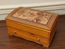 Large Vintage Mele Wooden Jewelery Box Chest w/ Inlay Marquetry Flowers