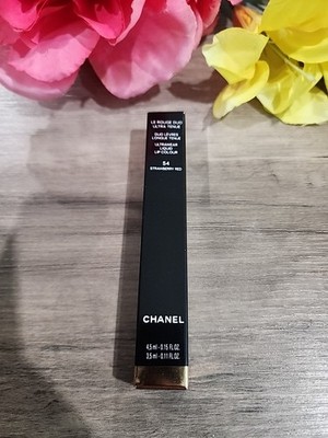 CHANEL 54 Strawberry Red Le Rouge Duo Ultrawear Liquid Lip Colour