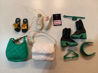 Zuru Mini Brands Fashion- Lot of 9 items