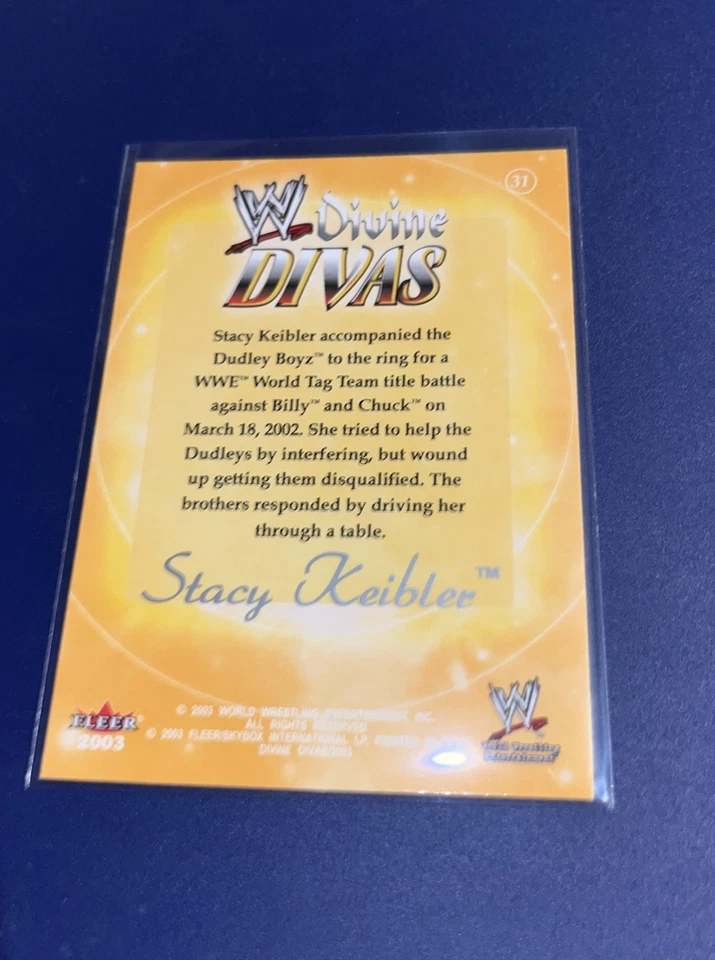 Stacy Keibler 2003 Fleer WWE Divine Divas #31 Foto 2 de 2