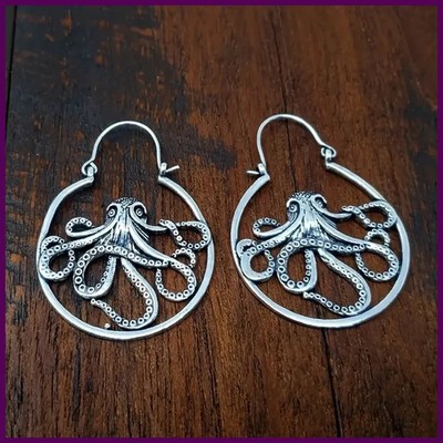 Creative Exaggerated Octopus Design Hoop Earrings for Women Silver Color Jewelry