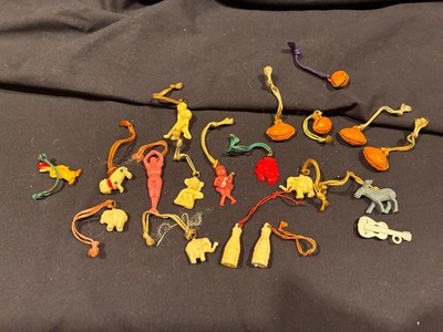 Vintage Lot of 19 Cracker Jack Charms Gumball Toy Prizes Eclectic