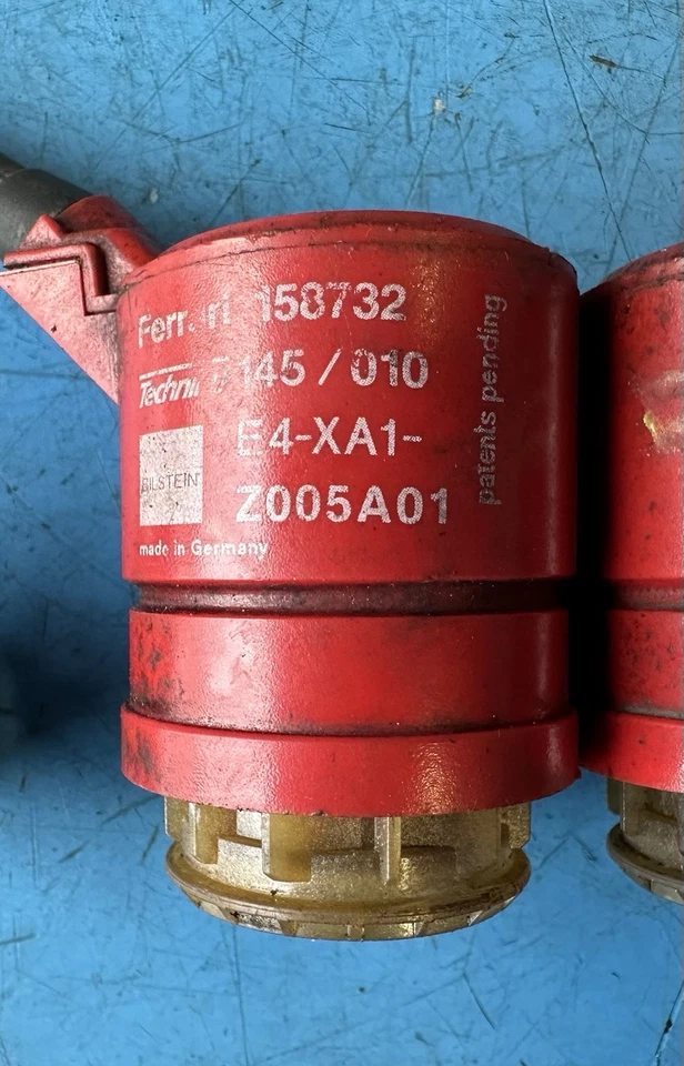 Actuadores amortiguadores/amortiguadores delanteros originales Ferrari F355 Berlinetta/GTS/Spider Foto 2 de 3