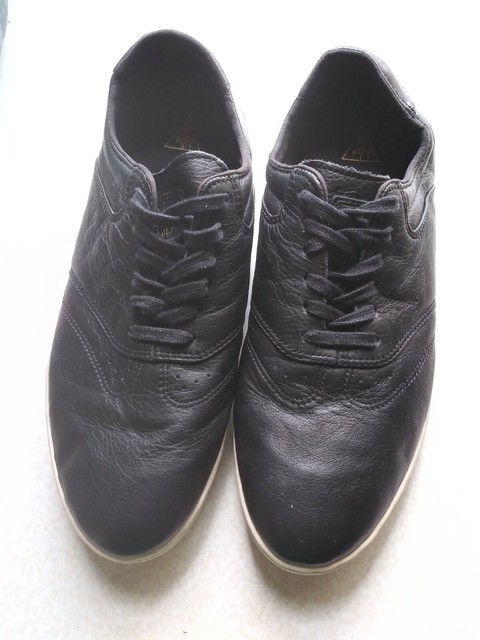 gravis dylan slip on