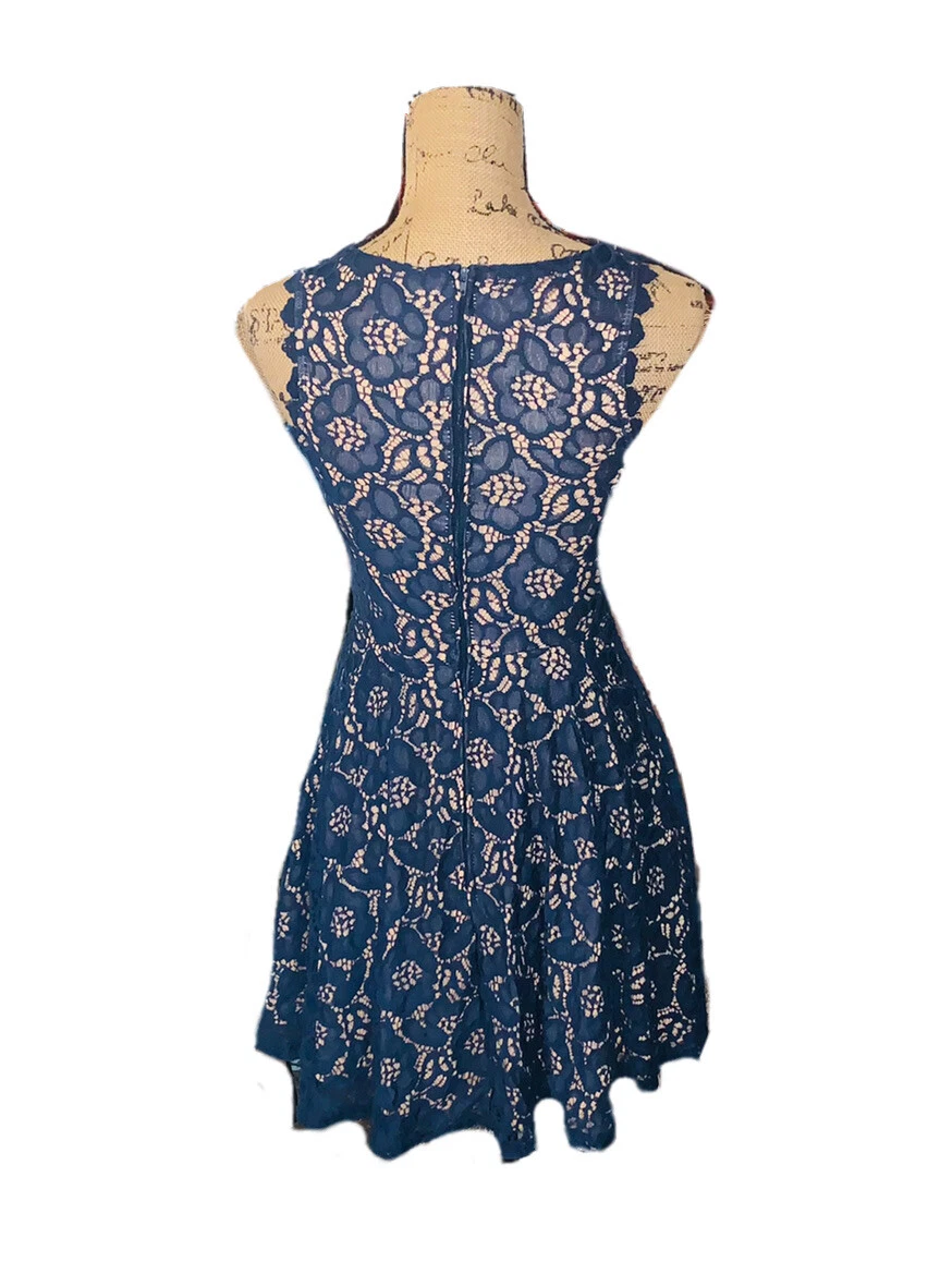 Jodi kristopher blue 2025 lace dress