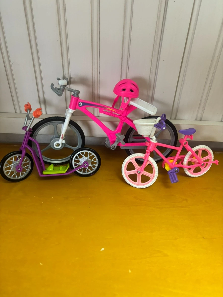 Promo Trottinette 2 Roues Barbie chez Géant Casino