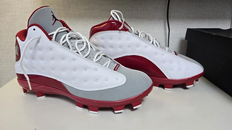 Talla 12 - Air Jordan 13 Retro MCS Puntera Gris Foto 2 de 4