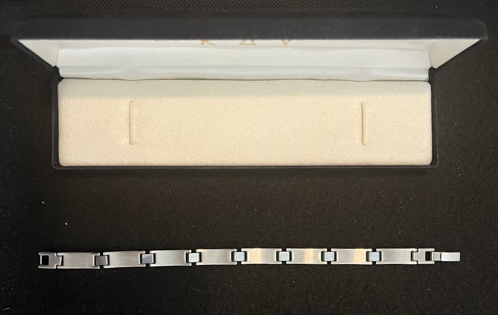 Picture 4 of 5